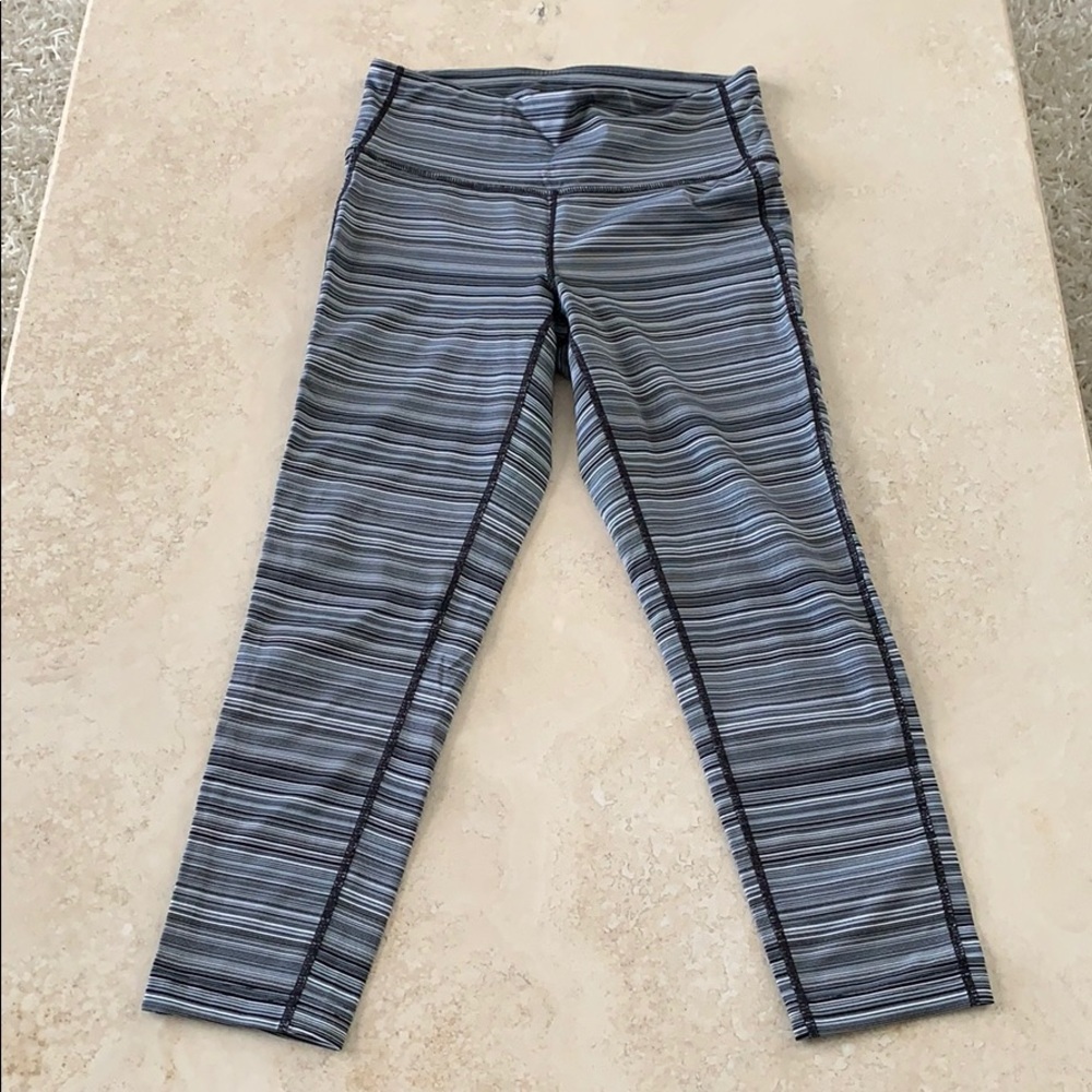 Athleta stripe 7/8 leggings